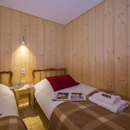 Sainte-foy-l'argentiere Sleeps 4 *